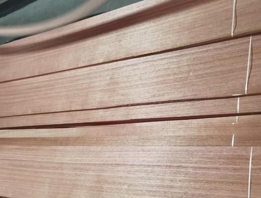 comprar Corte plano / corte en cuartos Veneer de madera natural en cedro español para un alto rendimiento online manufacture