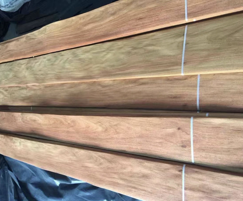 comprar 0.5m-2m / 2cm-2.44m / 2.45m-3.6m Largo Burma padauk Veneer de madera natural online manufacture