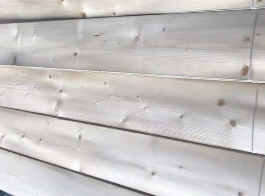 Largura 0,6m-2,8m Hojas de carilla de madera de pino para muebles / suelos de madera