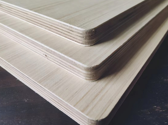 Corte suave y acabado de madera sólida veneer de múltiples capas contrachapado personalizado